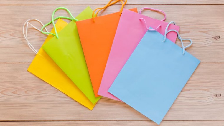 Dlaczego firmy wybierają torby laminowane jako nośniki reklamowe?